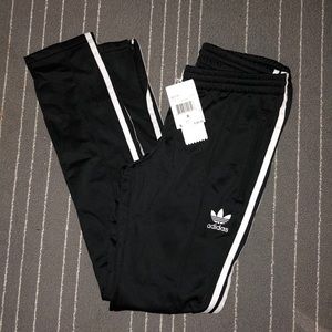 NEVER WORN Adidas track pants